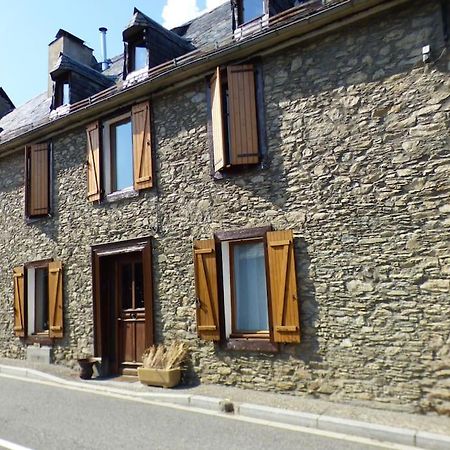 Maison Familiale Pour 8 Saint-Aventin Extérieur photo