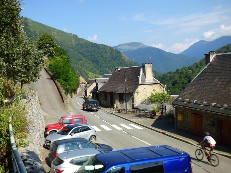 Maison Familiale Pour 8 Saint-Aventin Extérieur photo