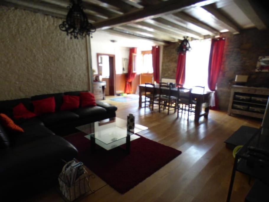 Maison Familiale Pour 8 Saint-Aventin Extérieur photo
