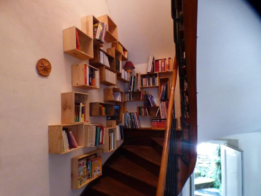 Maison Familiale Pour 8 Saint-Aventin Extérieur photo